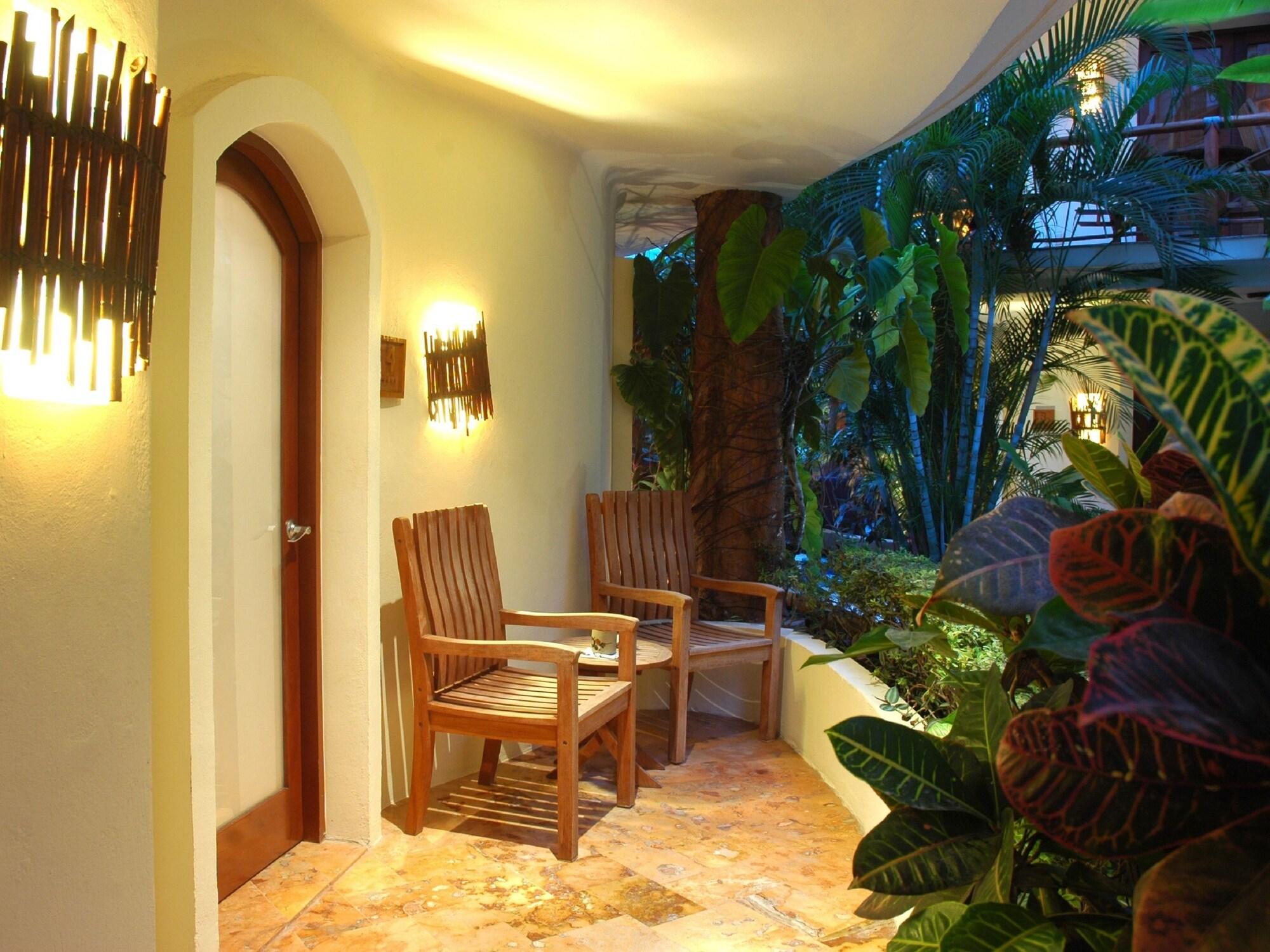 Villas Sacbe Condo Hotel And Beach Club Playa del Carmen Bagian luar foto
