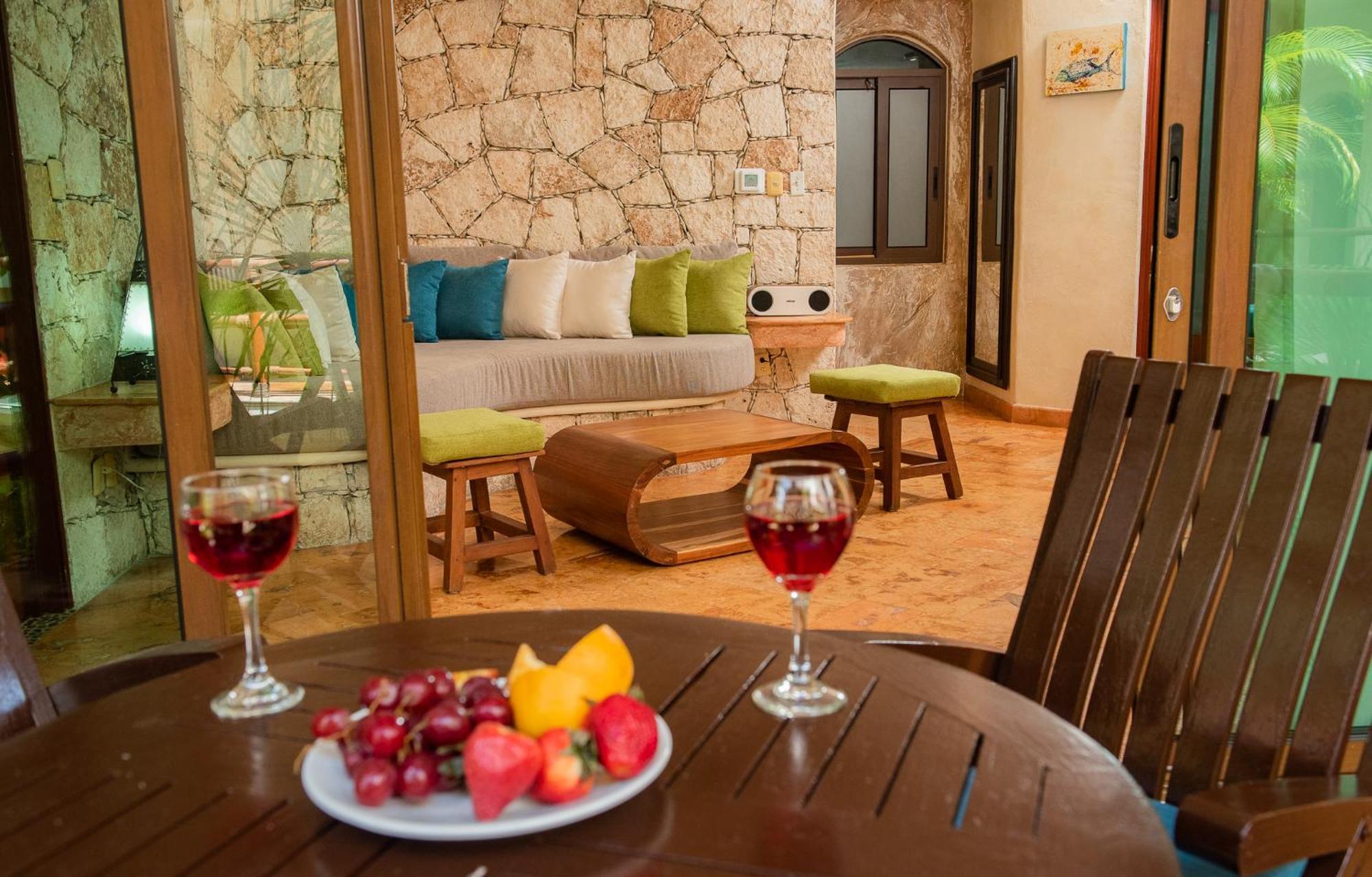 Villas Sacbe Condo Hotel And Beach Club Playa del Carmen Bagian luar foto